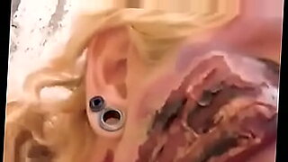 AGaw I captured a zombie to fuck her