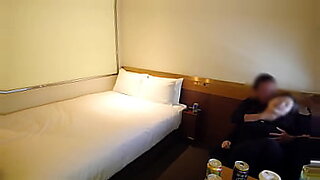 Bokeb pelayan hotel jepang