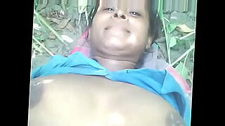 Desi Village Aunty Fucked Outdoor with Young Lover